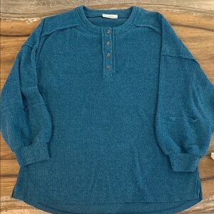 Zenana Outfitters Teal Knit Top